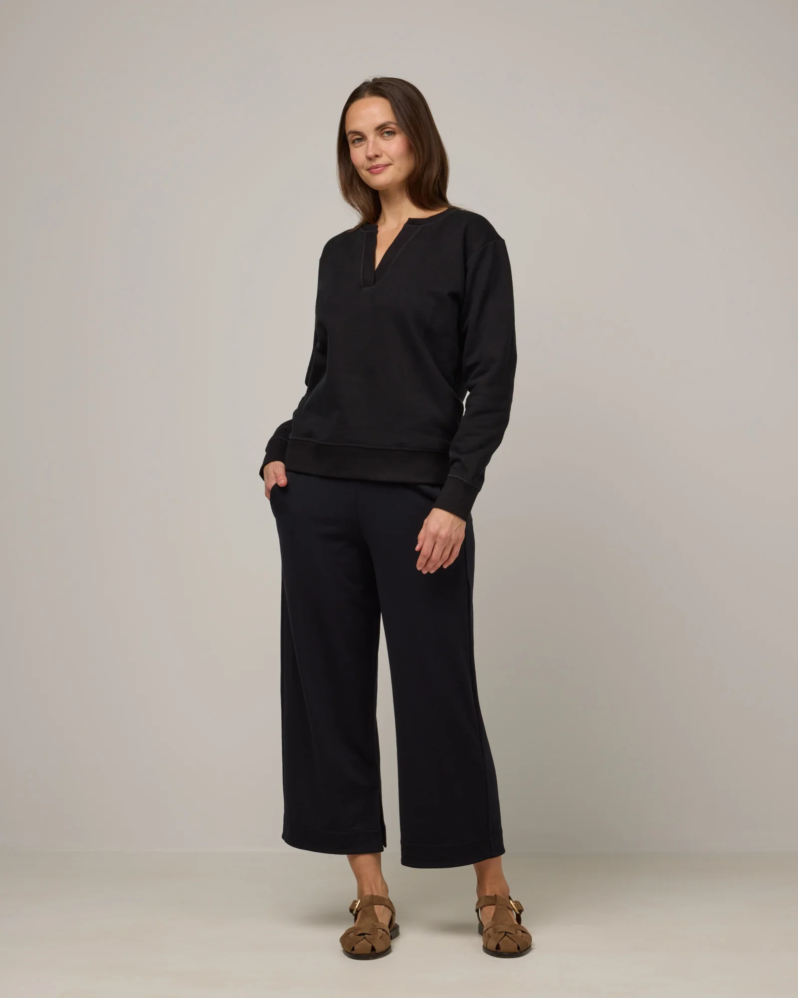 Aspen Wide Leg Crop Sweatpants - Image 3