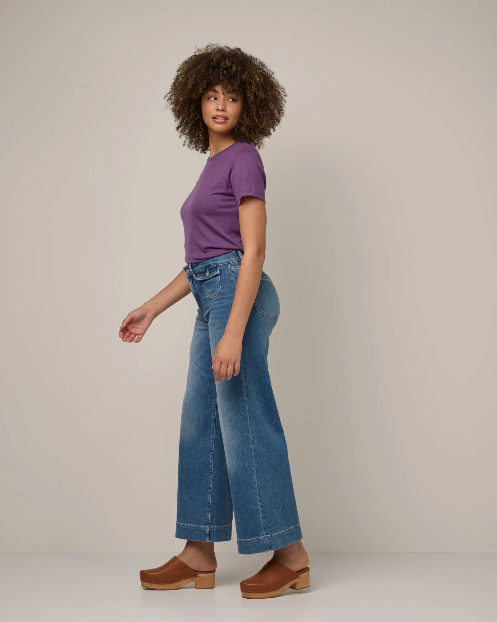 Cara 100% Wool Fitted Tee - Image 3