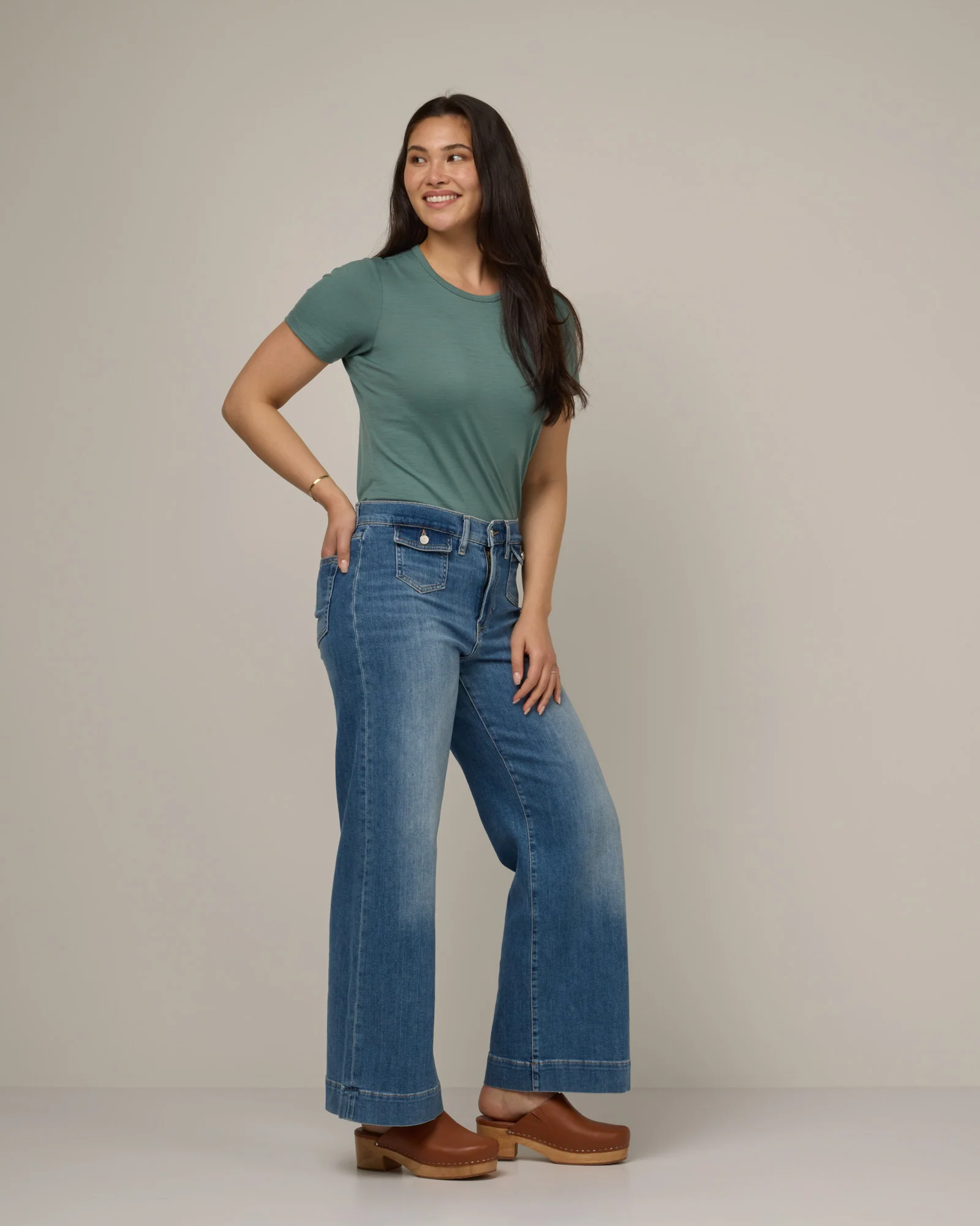 Cara 100% Wool Fitted Tee - Image 3