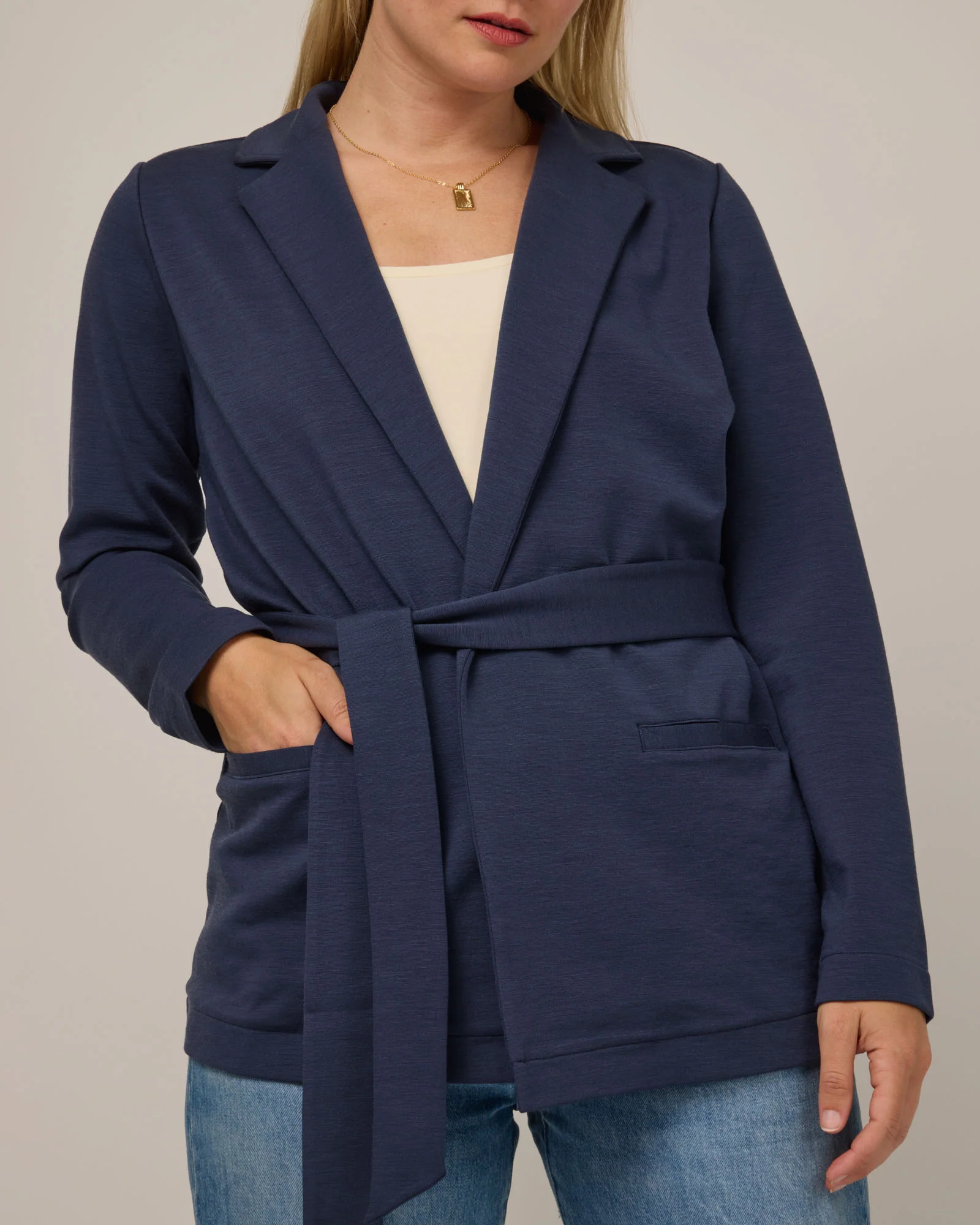 Kristen Blazer - Image 5