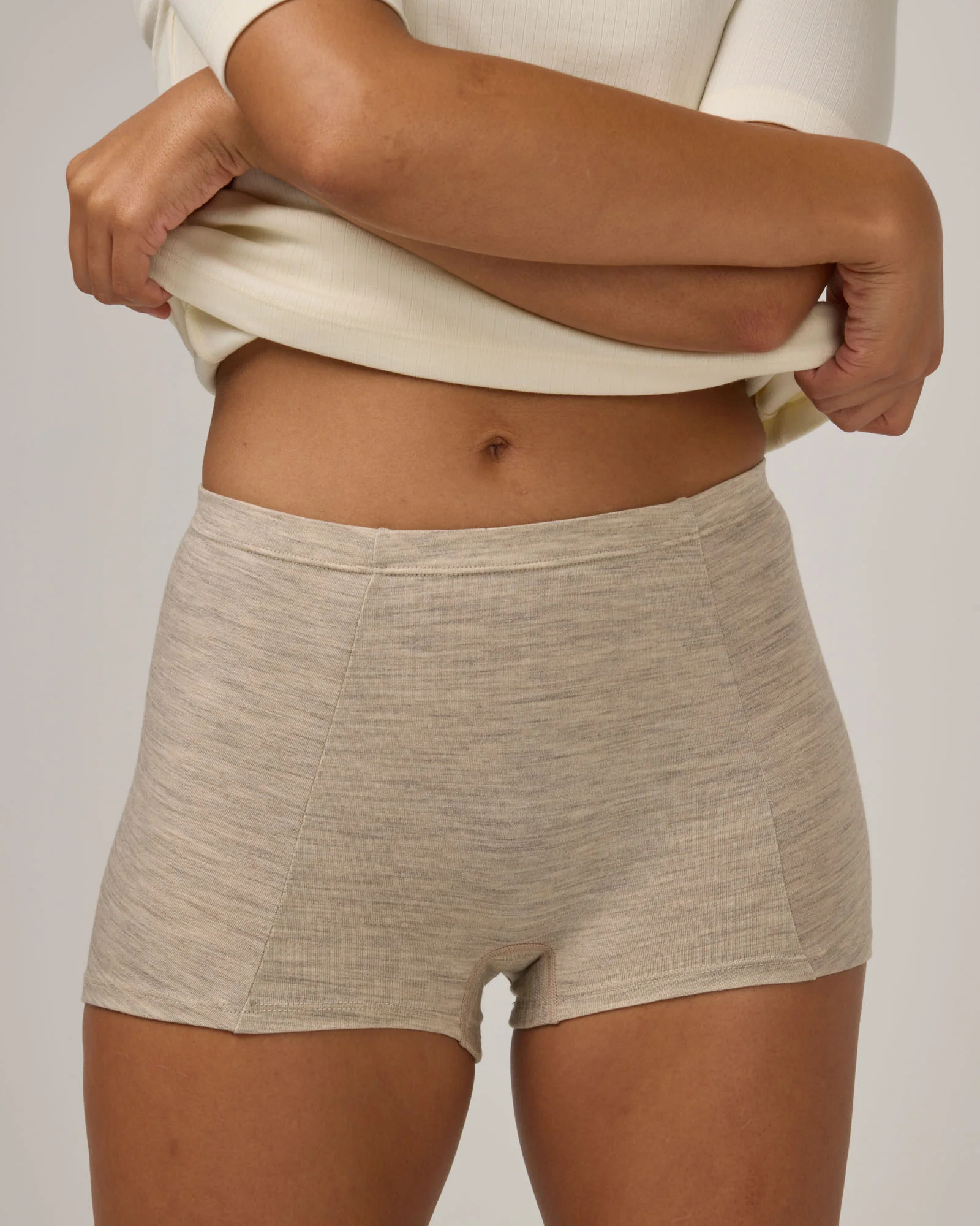 Roam High Waist Shortie - Image 4