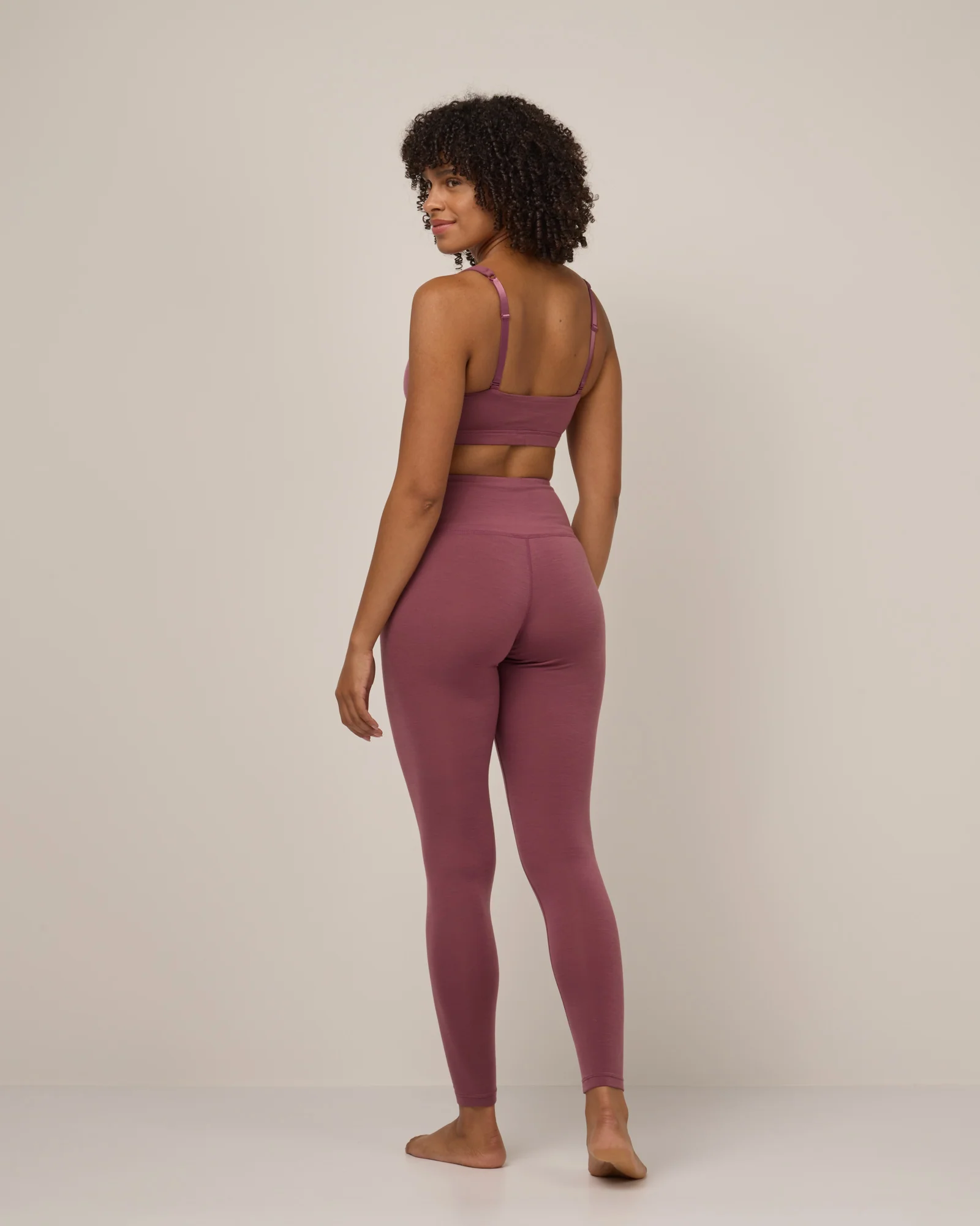Roam Legging - Image 4