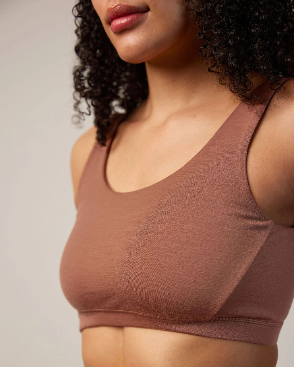 Roam Scoop Neck Bra