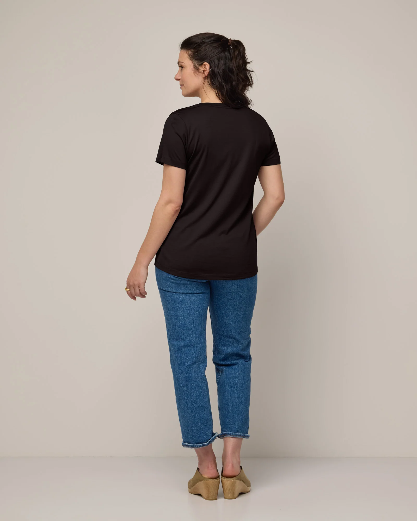Stella Signature Scoop Neck Tee - Image 4