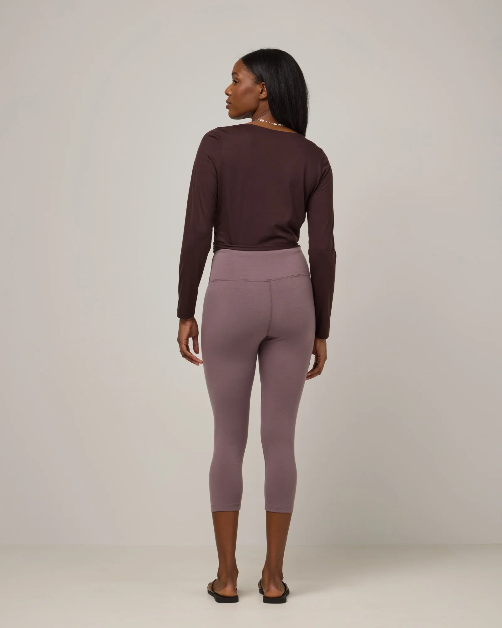 Summit Crop Legging - Image 3